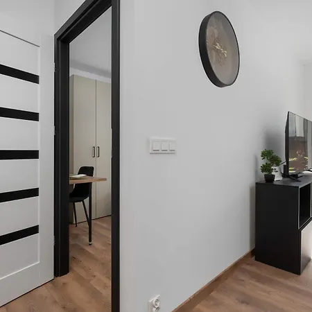 Appartement Elegant White With Terrace & Parking In By Renters *